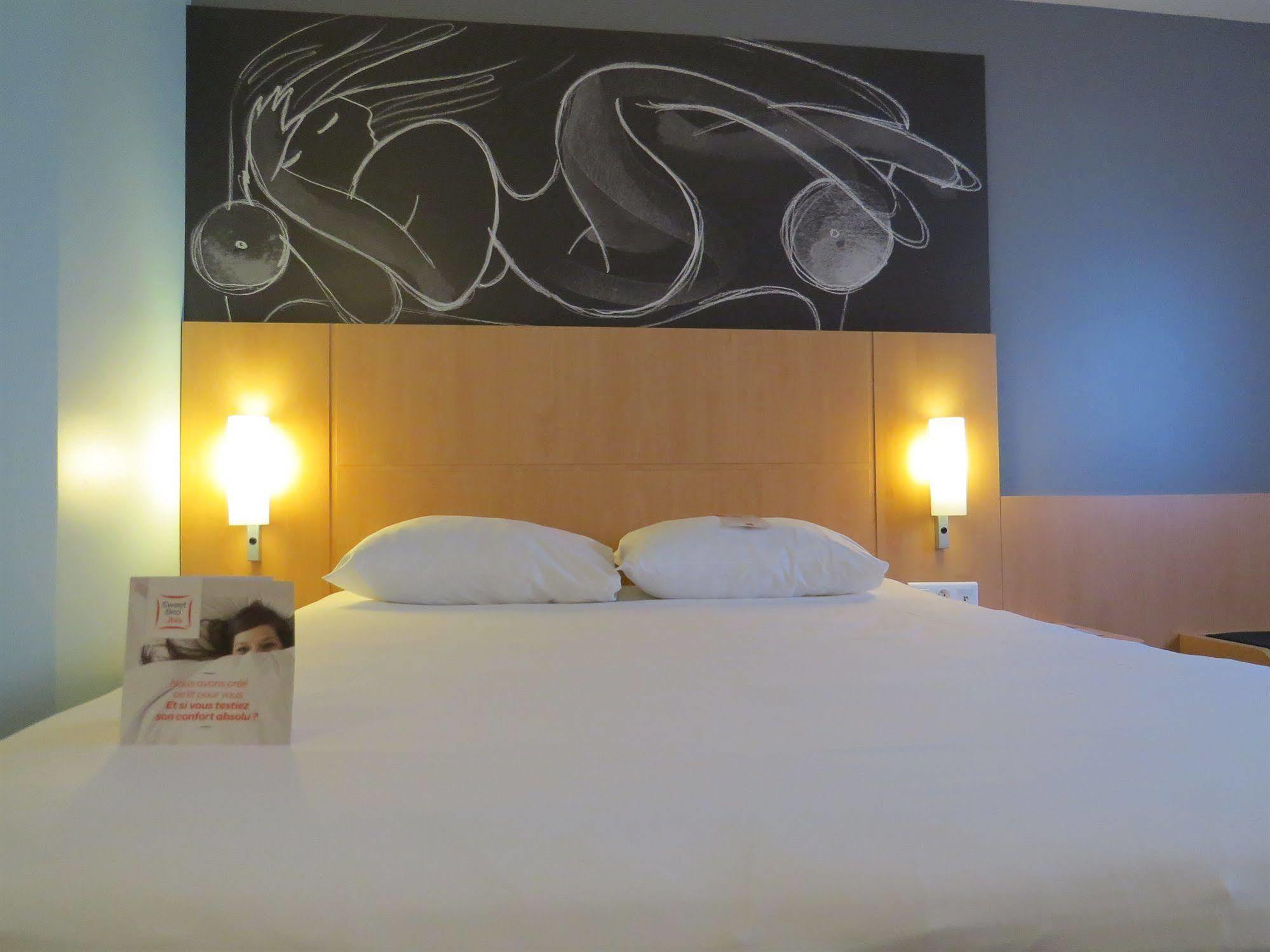 ホテル Ibis ソアソン エクステリア 写真